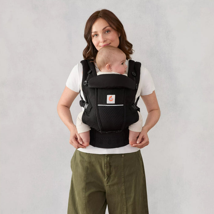 Ergobaby Adapt Mesh Onyx Black önden görünüm