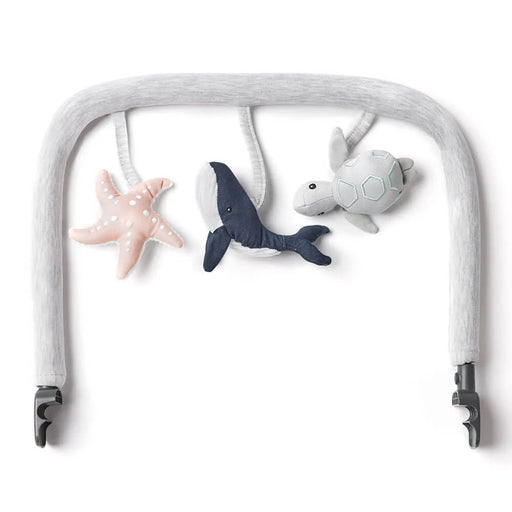 Ergobaby Evolve Toybar Ocean Wonders Light Grey — ürün görünümü