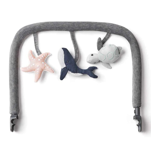 Ergobaby Evolve Toybar Ocean Wonders Charcoal Grey — ürün görünümü