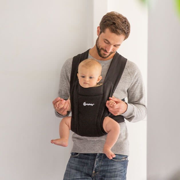 Ergobaby Embrace Soft Knit (Pure Black) , 3 farklı taşıma pozisyonlu , 0-1 yaş yeni doğan kangurusu