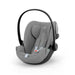 Cybex Cloud G i-Size Plus Stone Grey ana kucağı — ¾ önden görünüm