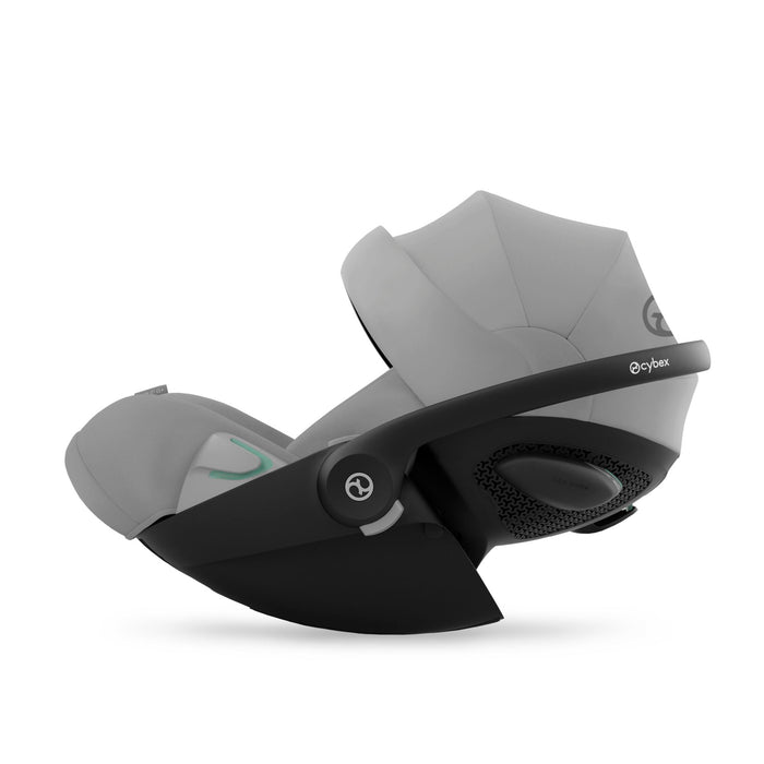 Cybex Cloud G i-Size Plus Stone Grey ana kucağı — yandan, tam yatış konumu